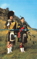 R143987 Drum Major And Piper. Argyll And Sutherland Highlanders. Precision - Wereld