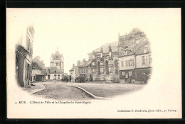 CPA Rue, L`Hotel De Ville Et La Chapelle De Saint-Esprit  - Rue