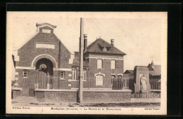 CPA Montauban, La Mairie Et Le Monument  - Other & Unclassified