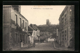 CPA Fréteval, La Grande Rue  - Autres & Non Classés