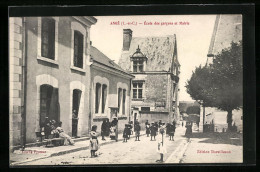 CPA Angé, Ecole Des Garcons Et Mairie  - Autres & Non Classés