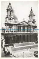 R637517 London. St. Paul Cathedral. D. F. And S. 1950 - Autres & Non Classés