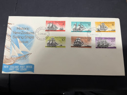 27-5-2024 (6 Z 19) New Zealand FDC - 1975 - Sailing Ship Issue - Brieven En Documenten