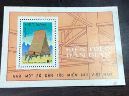 VIET  NAM  STAMPS BLOCKS-45(1986 Rong Housing Style Tay Nguyen)1 Pcs Good Quality - Vietnam