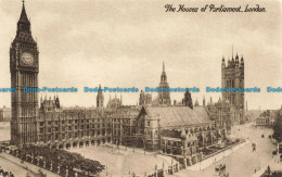 R638241 London. The Houses Of Parliament. Selfridge - Autres & Non Classés