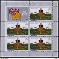 Niue 213 Sheet,MNH.Michel 188 Reign Of QE II,25th Ann.1977.Regalia.New Value. - Niue