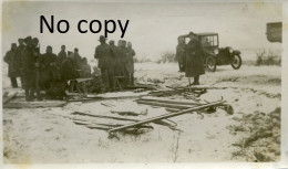PHOTO US ARMY LOT DE 2 PHOTOS SOLDAT AMERICAIN ET CAMION A DOMEVRE (SUR VEZOUZE] PRES DE MEURTHE ET MOSELLE 1914 - 1918 - War, Military