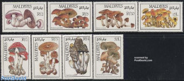 Maldives 1986 Mushrooms 8v, Mint NH, Nature - Mushrooms - Champignons