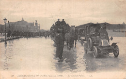 75-PARIS INONDATIONS 1910 LE GRAND PALAIS-N°5170-A/0139 - Alluvioni Del 1910