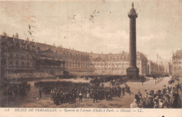 78-VERSAILLES LE MUSEE RENTREE DE L ARMEE D Italie A PARIS-N°5172-G/0099 - Versailles (Kasteel)