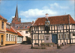 72065947 Rudkobing Gaasetorvet Med HC Orsteds Statue Marktplatz Rudkobing - Danemark