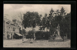 CPA La Ferté-Macé, La Place De La Gare  - Autres & Non Classés