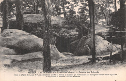 77-FONTAINEBLEAU LA FORET CAVERNE DES BRIGANDS-N°5174-G/0161 - Fontainebleau