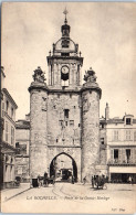 17 LA ROCHELLE - Porte De La Grosse Horloge [REF/S007834] - Other & Unclassified
