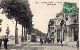 Charenton-le-Pont Animée Quai Des Carrières La Seine Tramway - Charenton Le Pont