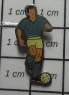 1818c Pin's Pins / Beau Et Rare / SPORTS / CLUB FOOTBALL USEB ? - Calcio