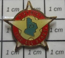 SP18 Pin's Pins / Beau Et Rare / AUTRES / PIN'S USA ETOILE DISTRICT ALL ASTARS 1992 - Other & Unclassified