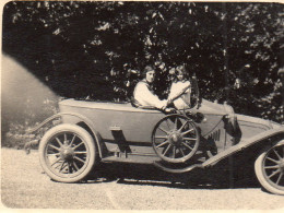 Photographie Vintage Photo Snapshot Automobile Voiture Car Auto Cabriolet - Automobile