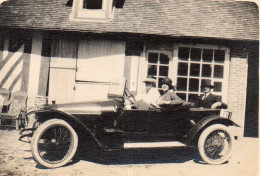 Photographie Vintage Photo Snapshot Automobile Voiture Car Auto Cabriolet - Cars