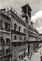 ITALIE - Perugia - Avenue Vannucci Et Hôtel De Ville - Vue Panoramique - Animé - Carte Postale Ancienne - Perugia