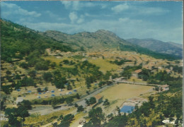 La Garde-Freinet - Vue Générale Aérienne - Premier Plan, Piscine Et Terrain De Sport - (P) - La Garde Freinet