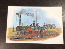 VIET  NAM  STAMPS BLOCKS STAMPS -41(PASSENGER STEAM LOCOMOTIVE)1 Pcs Good Quality - Vietnam