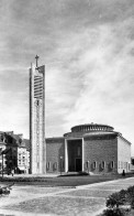 CPSM  LORIENT  - Eglise Saint-Louis. - Lorient