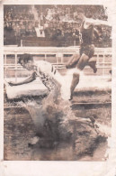 ATHLETISME LONDRES 1951 LE  2 MILES STEEPLE DISLEY ET GUYODO QUI GAGNERA  PHOTO 18X13CM - Deportes