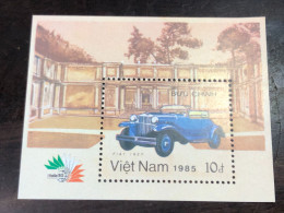 VIET  NAM  STAMPS BLOCKS STAMPS -42(1985 FIAT 127 )1 Pcs Good Quality - Viêt-Nam