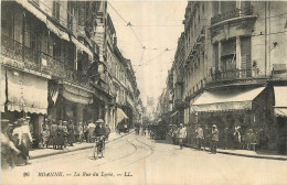 42   ROANNE  LA RUE DU LYCEE - Roanne