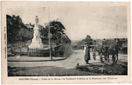 86. POITIERS. Vallée De La Boivre. Le Boulevard Solférino Et Le Monument Des Coloniaux. 76 - Poitiers