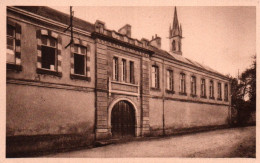 CPA - LESNEVEN - Collège La Porte D'entrée - Edition Tourte & Petitin - Lesneven