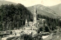 65 - LOURDES - Lourdes