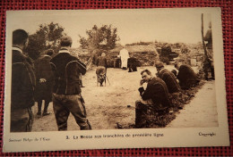 MILITARIA - Secteur Belge De L'Yser - La Messe Aux Tranchées De Première Ligne - Autel Adossé Aux Tranchées - Guerre 1914-18