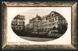 Präge-AK Reichenbach I. V., Weinholdstrasse Mit Denkmal, Passepartout  - Reichenbach I. Vogtl.