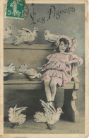 FANTAISIE ENFANT- FILLETTE - LITTLE GIRL - LES PIGEONS  - Altri & Non Classificati