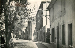 13  EYGUIRES  RUE DU COUVENT  POSTE  GENDARMERIE - Autres & Non Classés