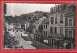 Carte Postale  27. Pont-Audemer  Rue De La République Très Beau Plan - Pont Audemer