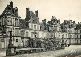 77 FONTAINEBLEAU LE PALAIS - Fontainebleau