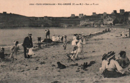 CPA - VAL-ANDRÉ - Sur La Plage - Edition Vassellier - Pléneuf-Val-André