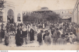 TUNISIE TUNIS VUE PRISE AU MARCHE CACHET MILITAIRE AU DOS - Tunisie