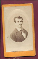 260524 - PHOTO ANCIENNE CDV POLONAISE MICHEL DE NARWOYSZ BORDEAUX - Homme Moustachu En Médaillon - Anciennes (Av. 1900)