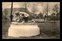 59 - VALENCIENNES - LE PETIT JOUEUR DE BILLES - STATUE DE M. RASEZ - Valenciennes