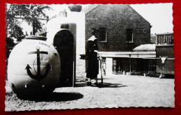 CPSM 1953 Ostende, Force Navale. Entrée De La Caserne Général Mahieu - Casernas