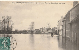 TROYES Pendant L'inondation - Janvier 1910 - Place Des Charmilles Et Rue Fortier - Troyes
