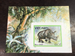 VIET  NAM  STAMPS BLOCKS STAMPS -63(1988 Javan Rhinoceros Imperf )1 Pcs Good Quality - Vietnam