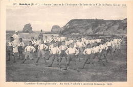 64-HENDAYE- PETITS GARCONS DE L' ASILE POUR ENFANTS DE LA VILLE DE PARIS EXERCICES D'ASSOUPLISSEMENT - Hendaye