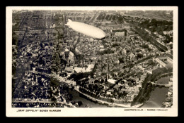 AVIATION - DIRIGEABLE  - LE"GRAF ZEPPELIN" SURVOLANT HAARLEM - Dirigibili