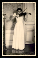 CARTE PHOTO - JEUNE FILLE VIOLONISTE - Fotografie