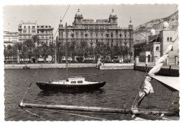 Postal   Alicante  Puerto Y Palacio Carbonell - Alicante